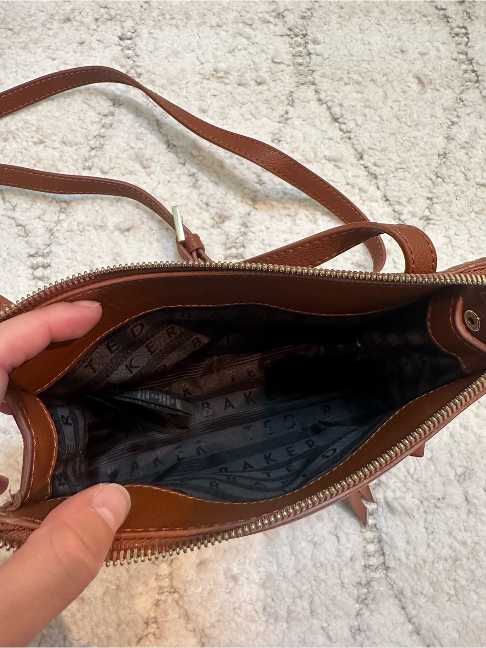 RARE Ted Baker Brown Leather Crossbody Bag - Picture 3 of 3